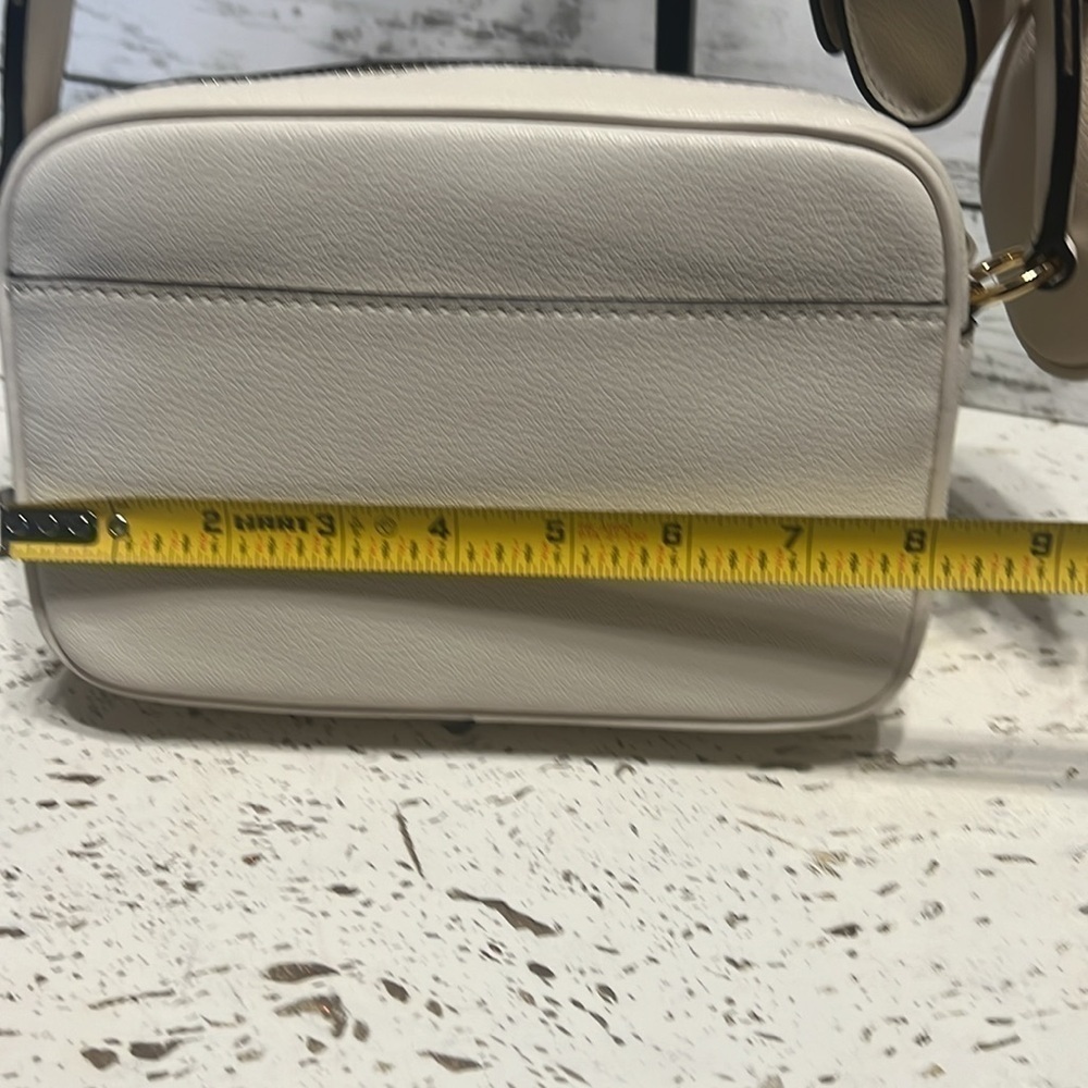 MICHAEL KORS JET SET MEDIUM CROSSBODY BAG PURSE LT CREAM - Picture 8 of 11